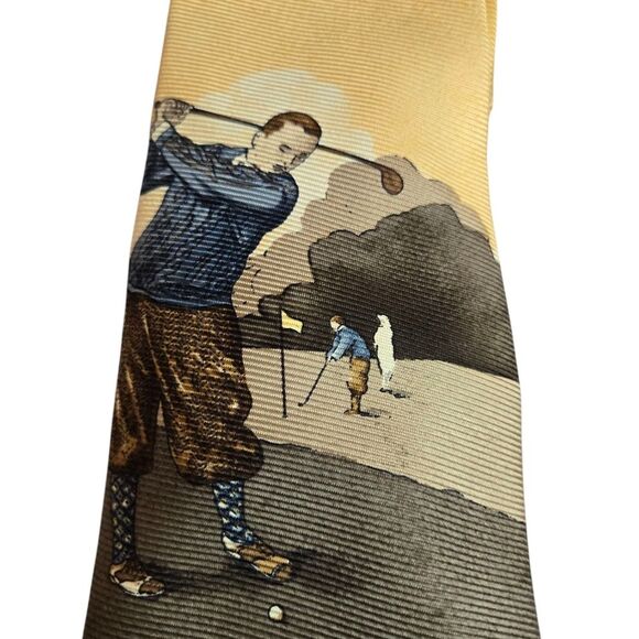 Brooks Brothers 100% Silk Vintage Golf Print Tie Green/Gold - Picture 4 of 8
